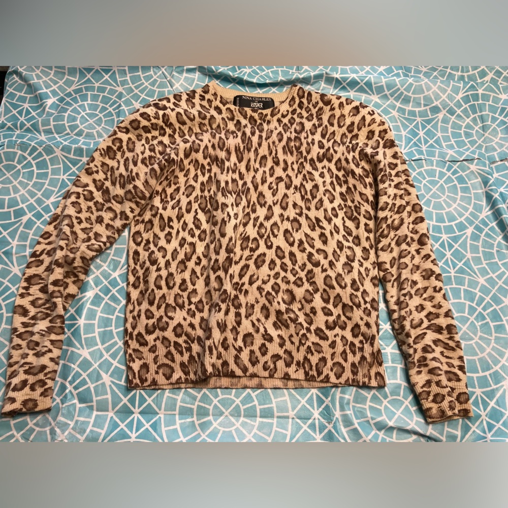 💛TODAY***$16***Nina Charles for Kasper Petite animal print long sleeve